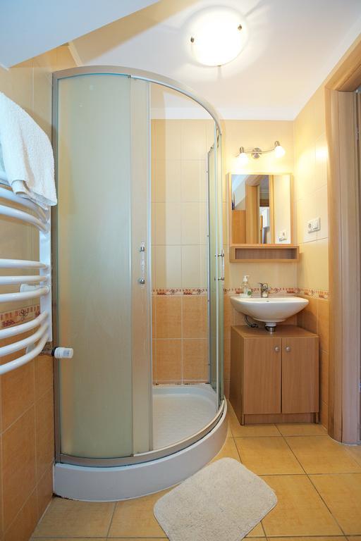 Zoli Apartmanok-Brody 51-53 Hajduszoboszlo Exterior photo
